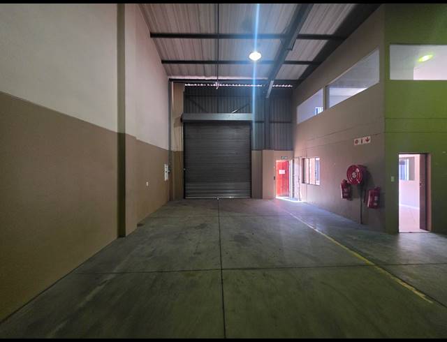 353M² WAREHOUSE TO LET IN STORMILL